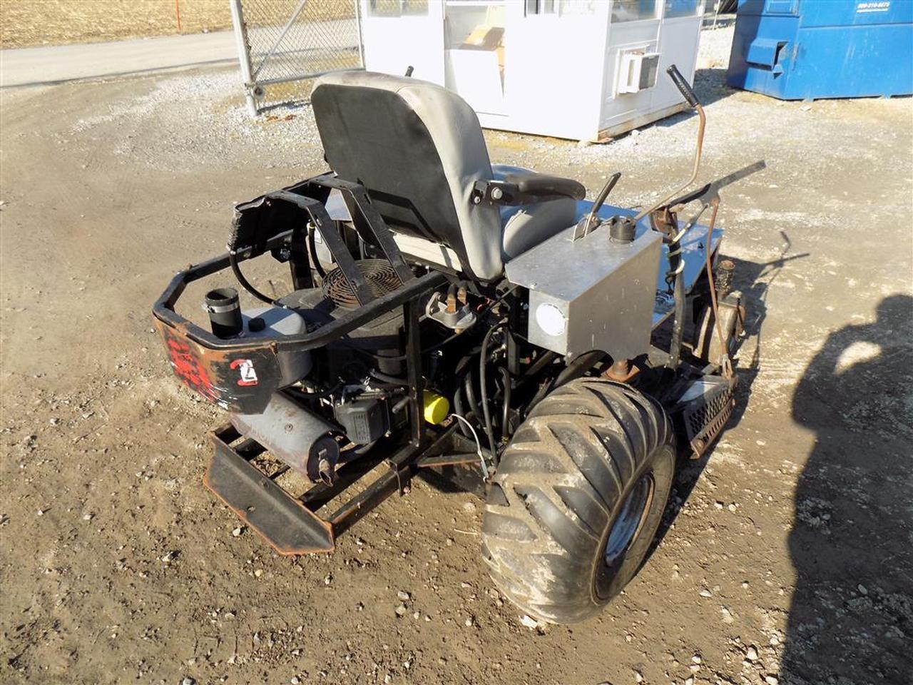 Dixie Chopper XF2300 Zero Turn Mower