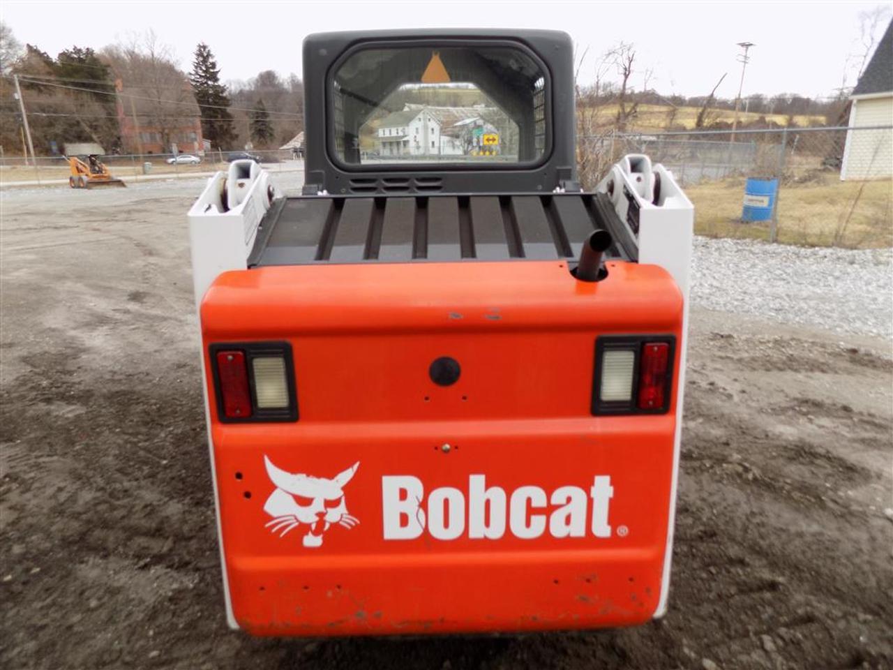 Bobcat T140