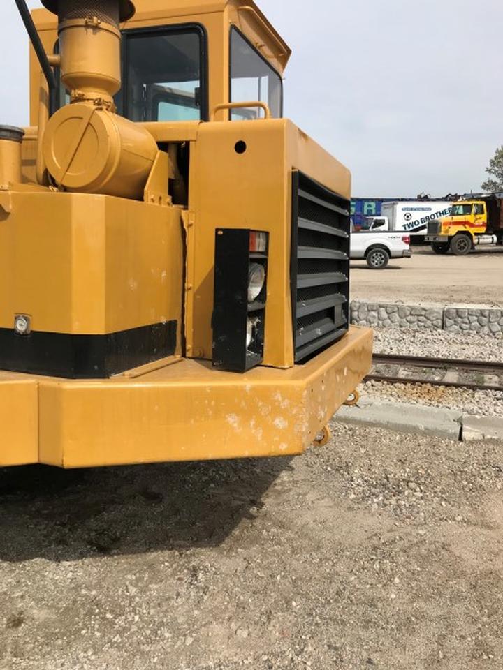 1984 Caterpillar D350B