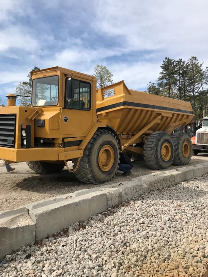 1984 Caterpillar D350B