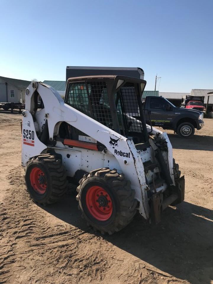 2005 Bobcat S250