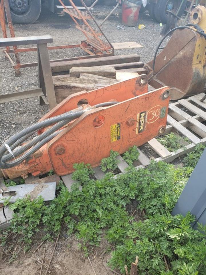 2003 NPK Hydraulic Hammer