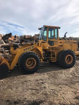 1987 John Deere 644E-H