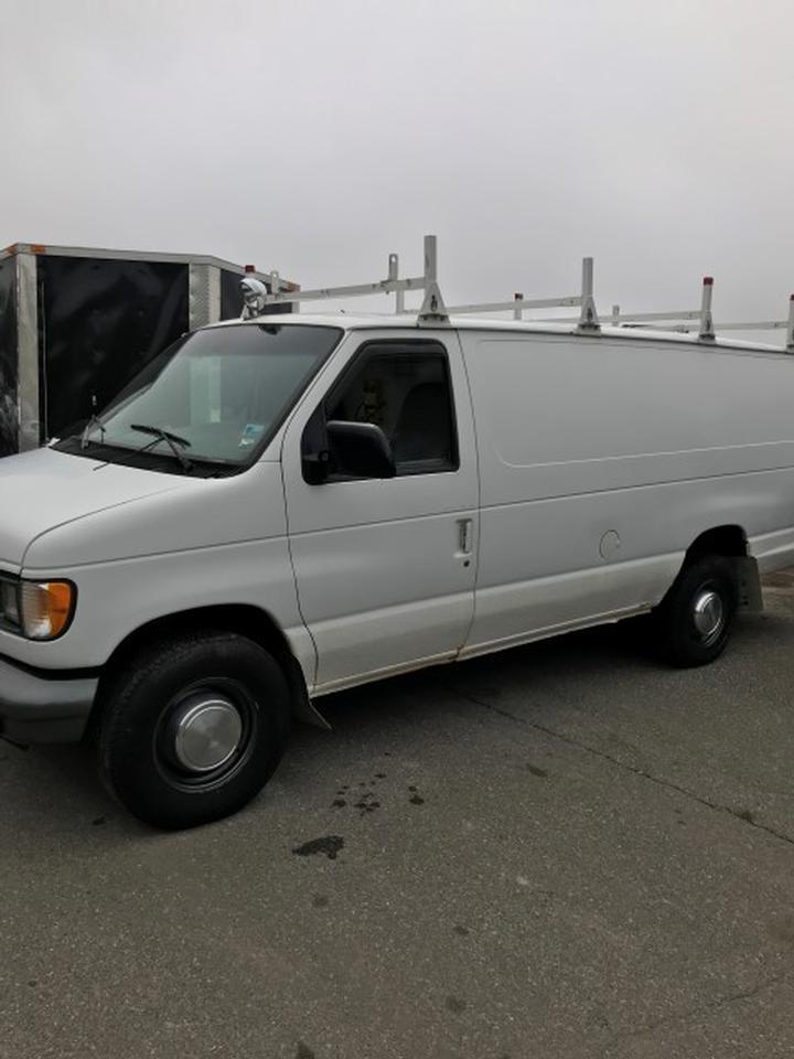 1997 Ford E-350 Van