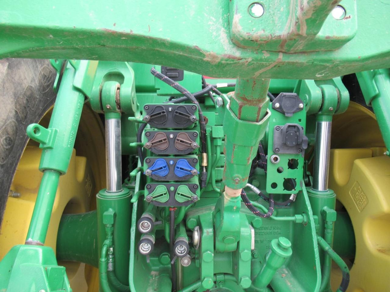 2012 John Deere 8285R Tractor