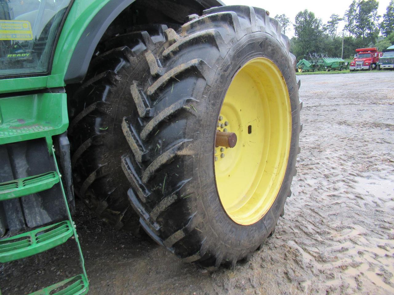 2008 John Deere 8330 Tractor