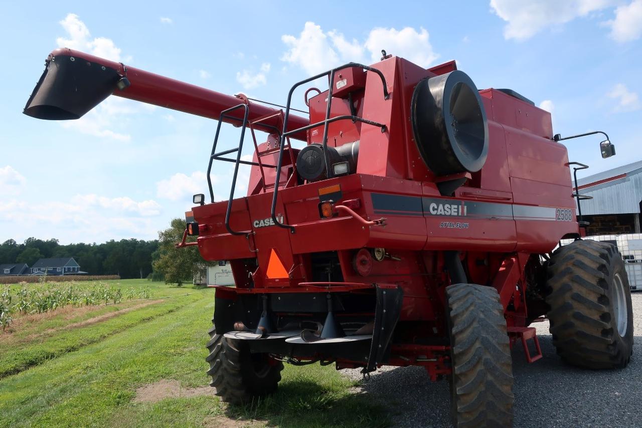 2008 Case IH 2588 Combine