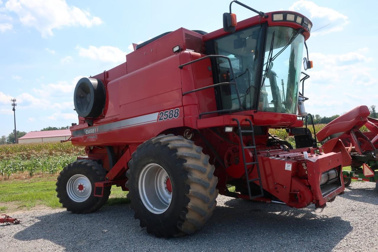 2008 Case IH 2588 Combine