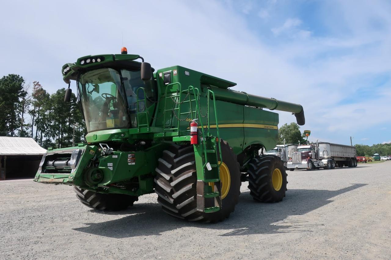 2017 John Deere S680S STS Combine Harvester