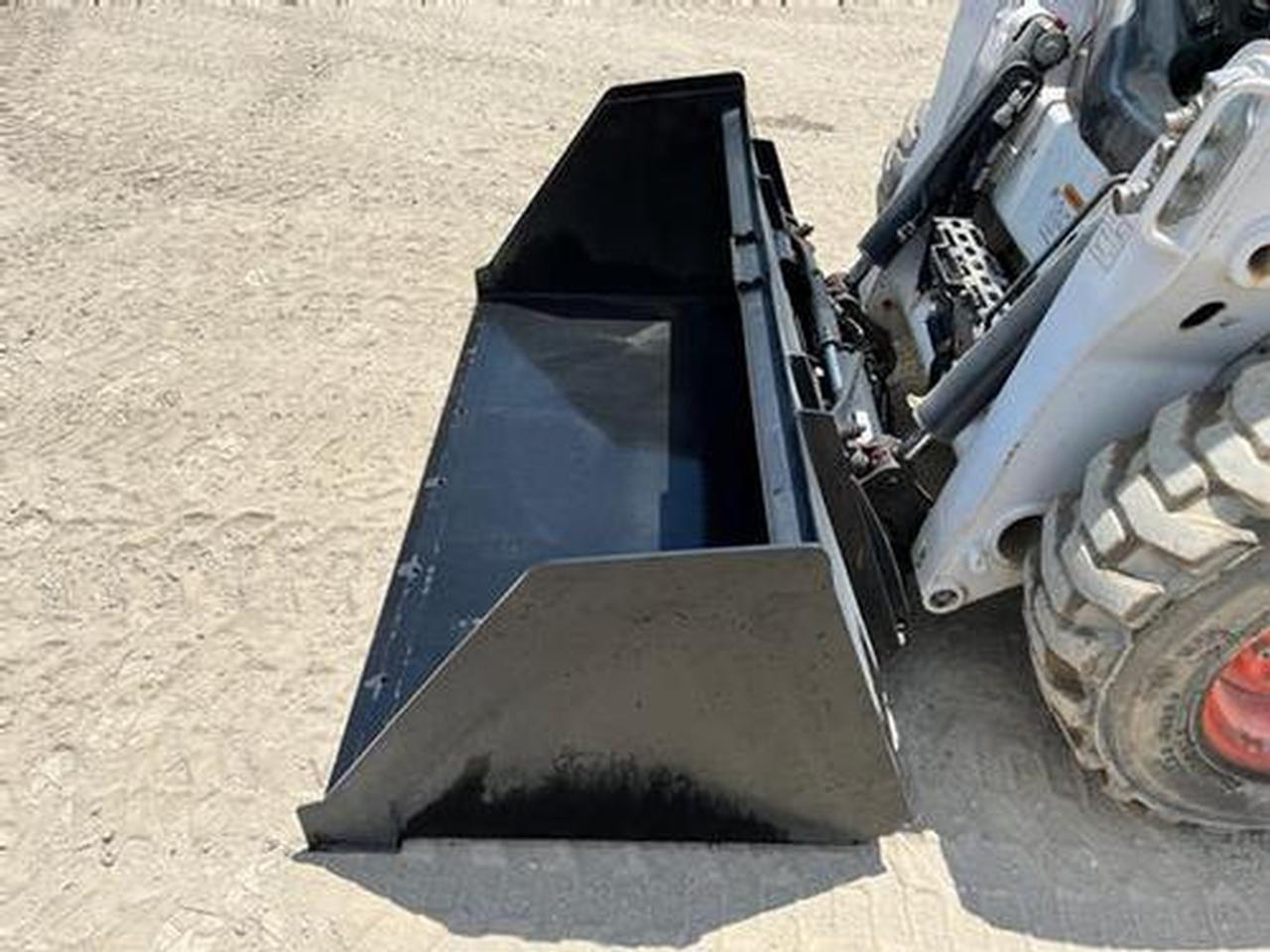 Wildcat 72" Skid Steer Snow/Litter Bucket