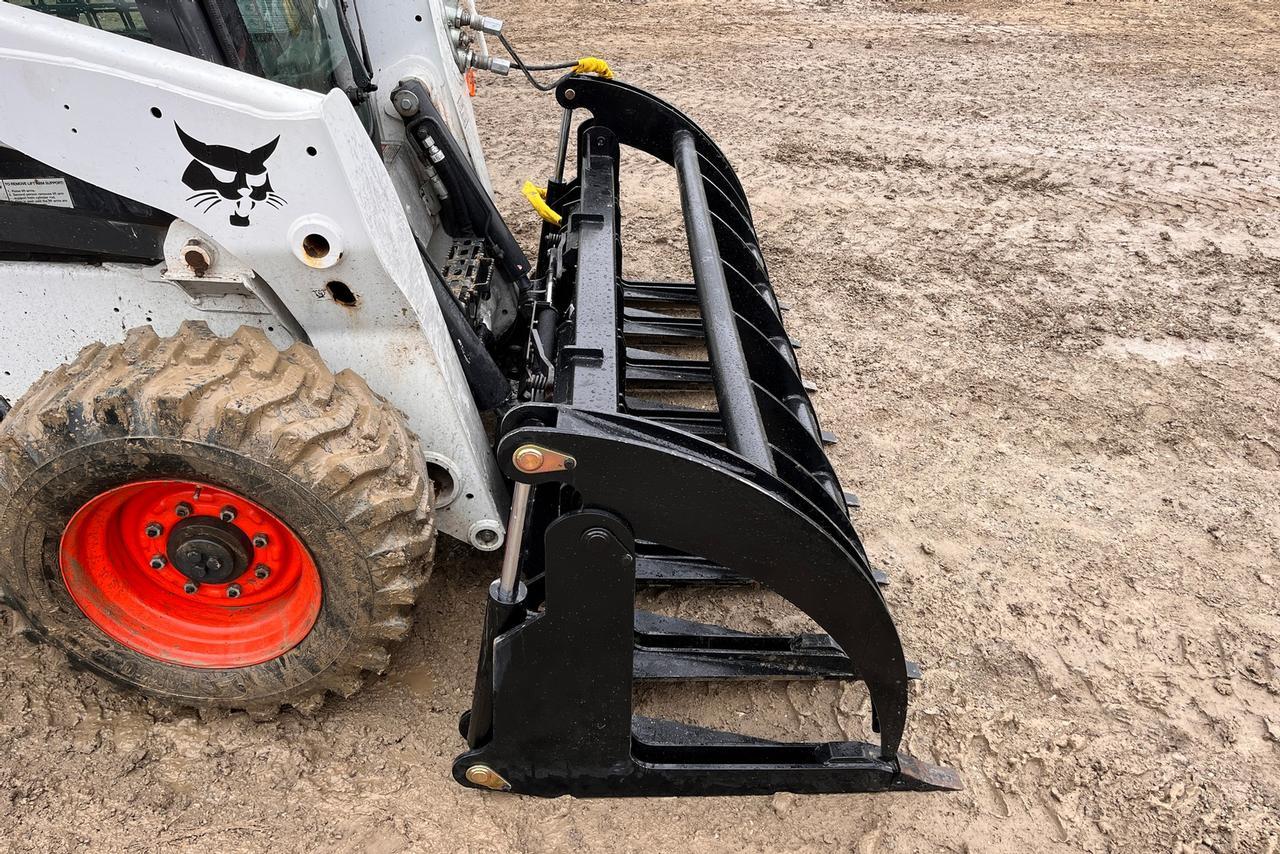 Wildcat 84" Heavy Duty Skid Steer Stacking Rake Grapple