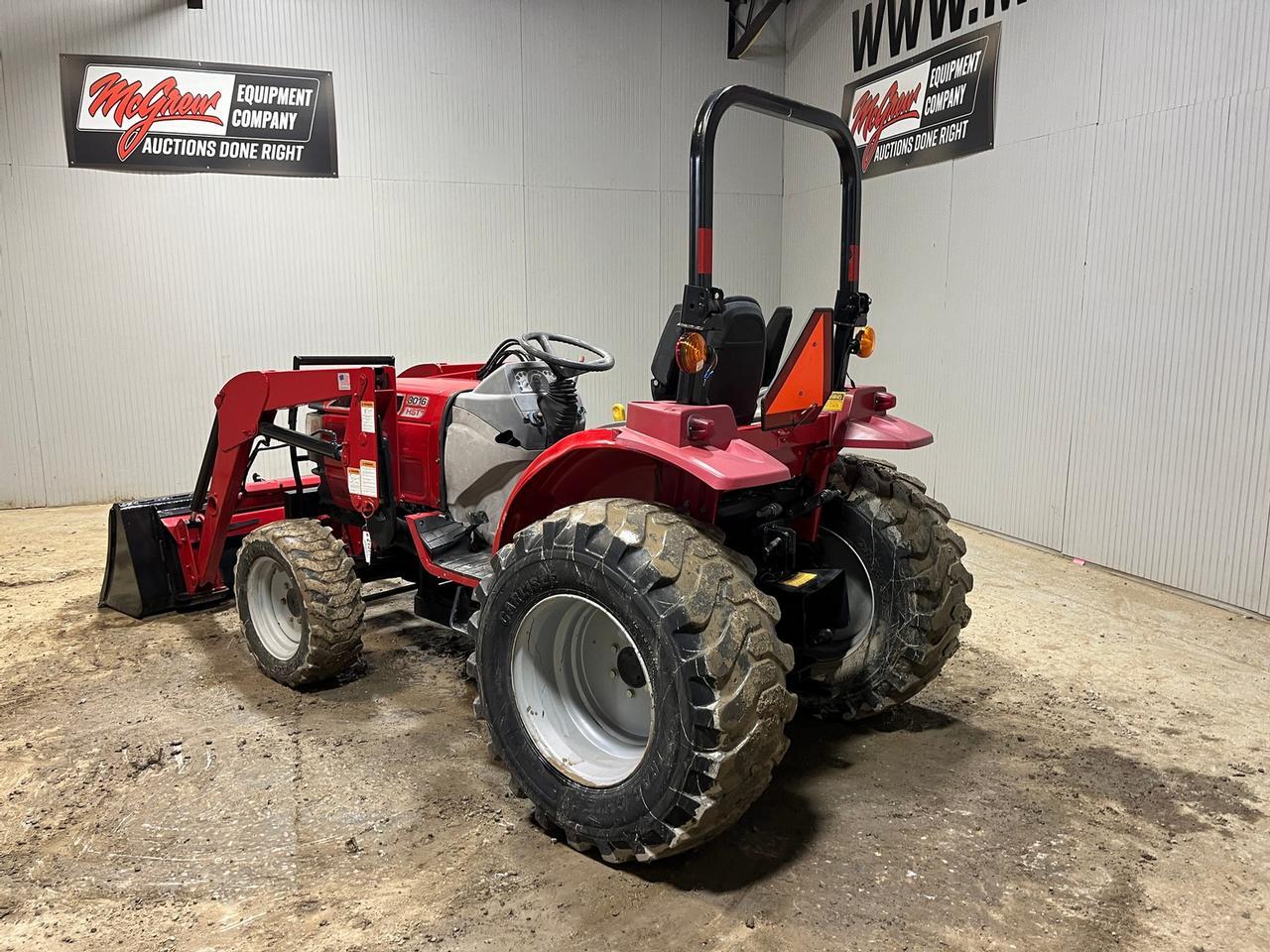 2013 Mahindra 3016HST Compact Tractor