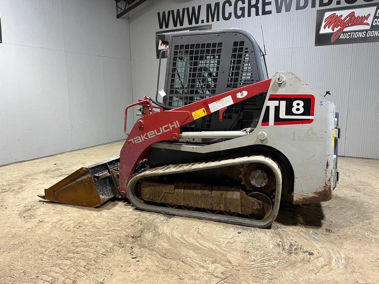 2015 Takeuchi TL8 Skid Steer Loader