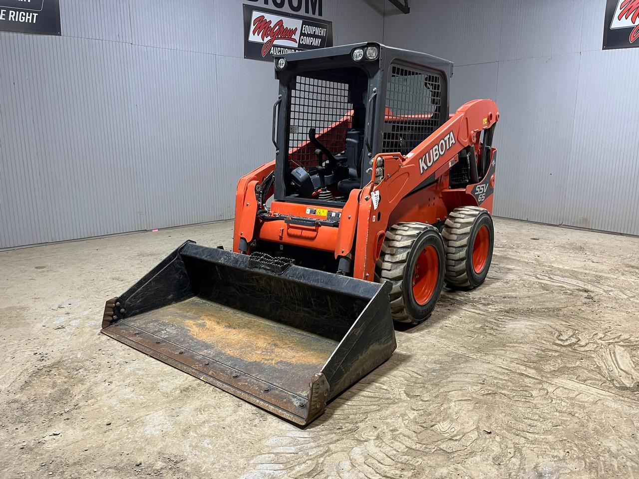 2016 Kubota SSV65 Skid Steer Loader