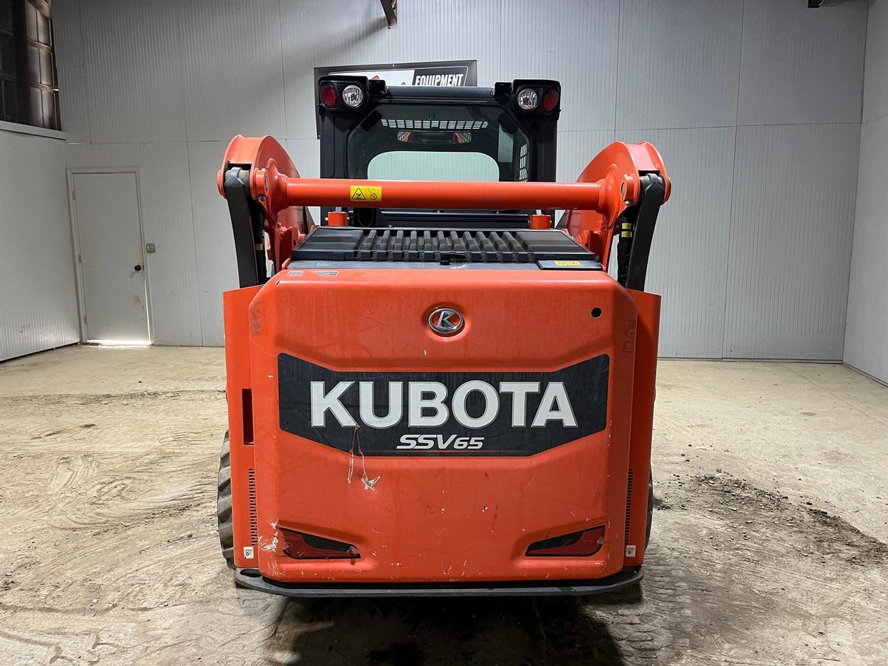 2016 Kubota SSV65 Skid Steer Loader