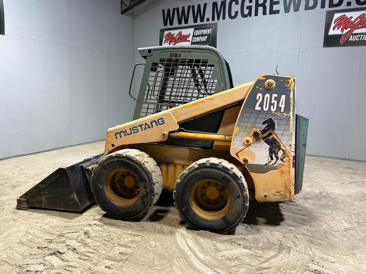 Mustang 2054 Skid Steer Loader