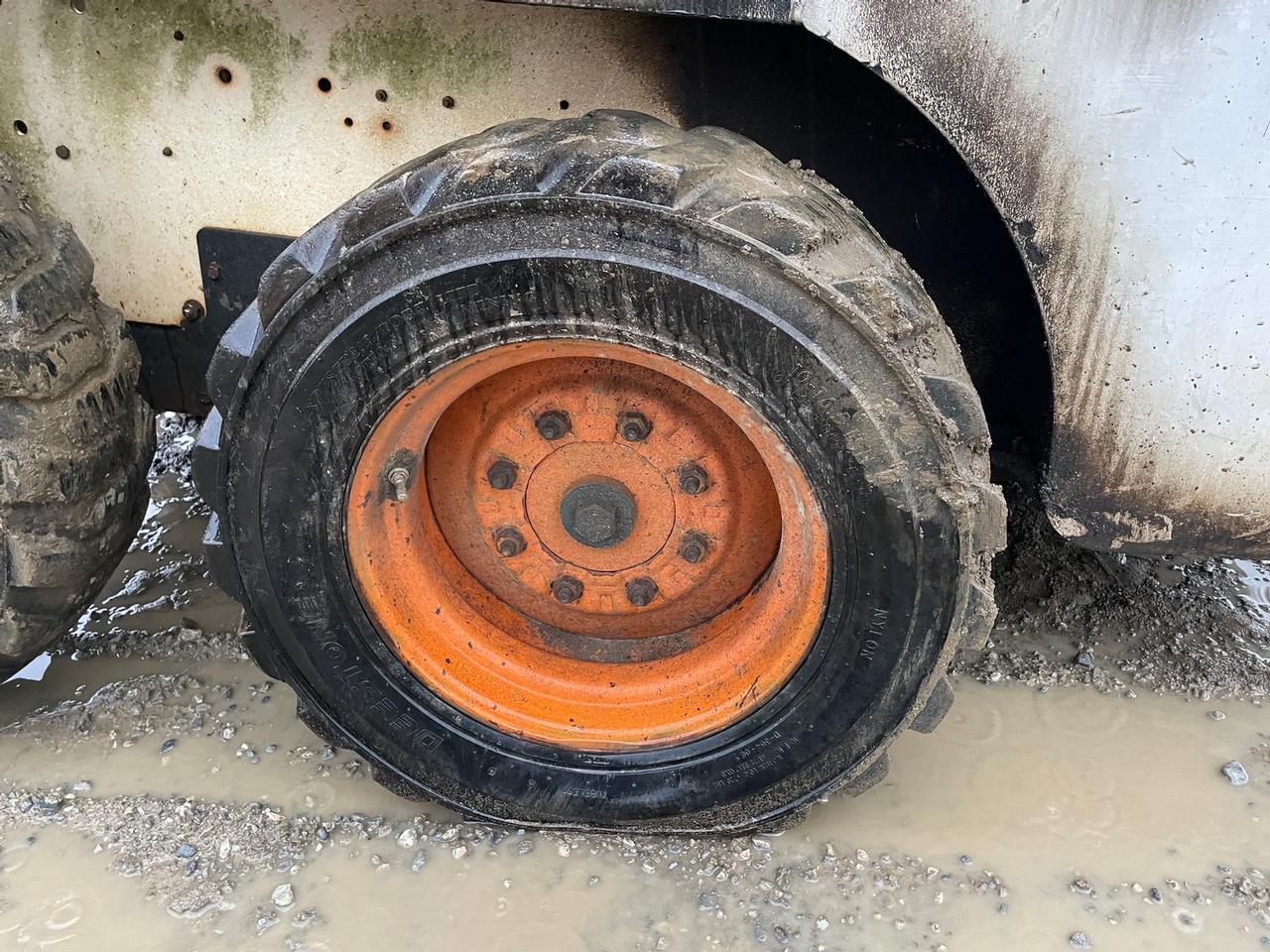 Bobcat 753 Skid Steer Loader