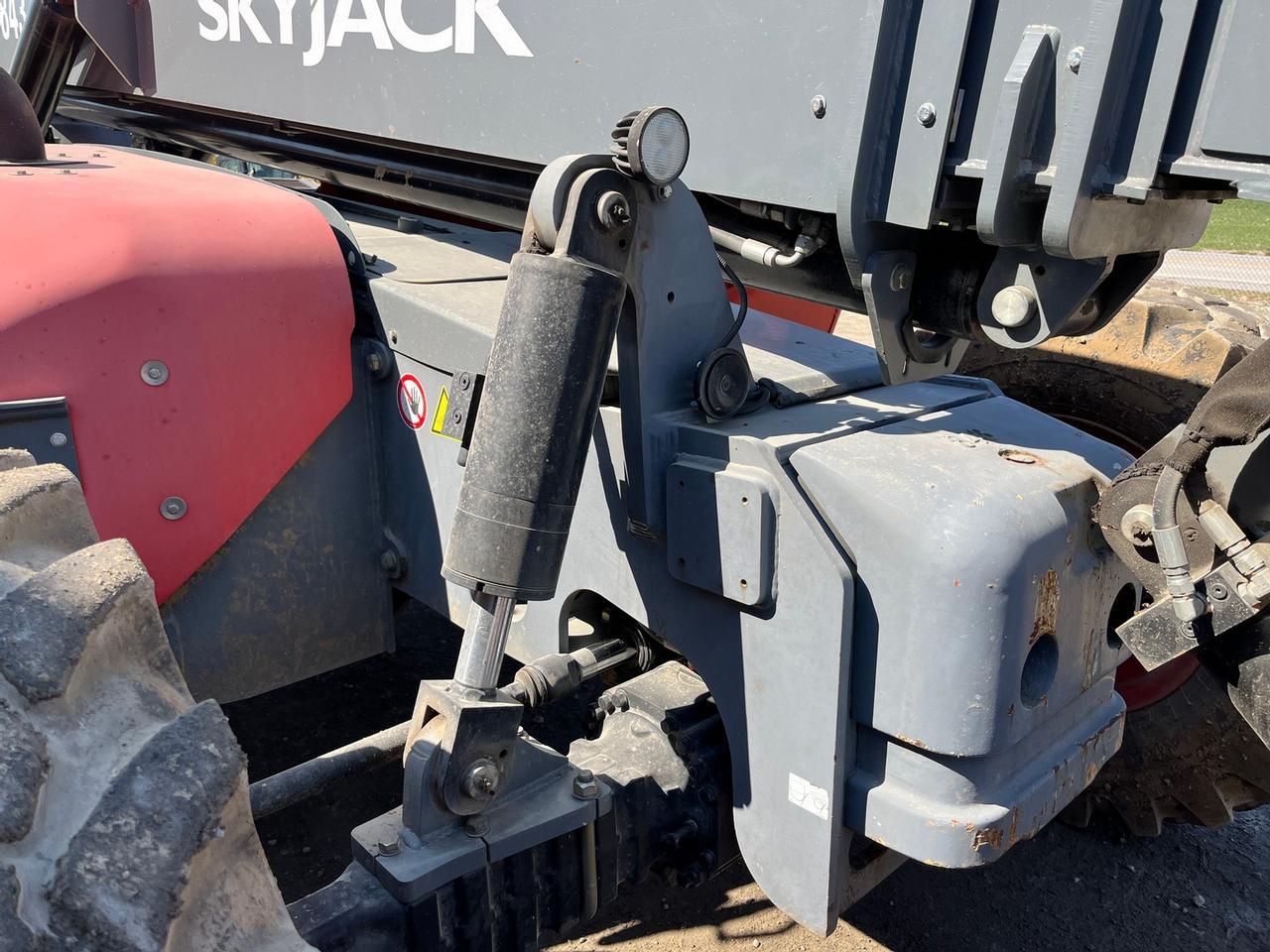 2017 Skyjack SJ843TH Telehandler