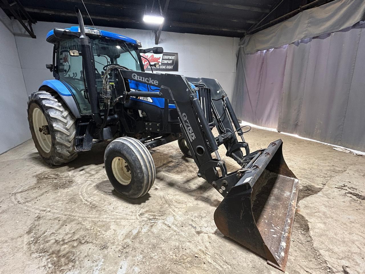 New Holland TS115A Tractor