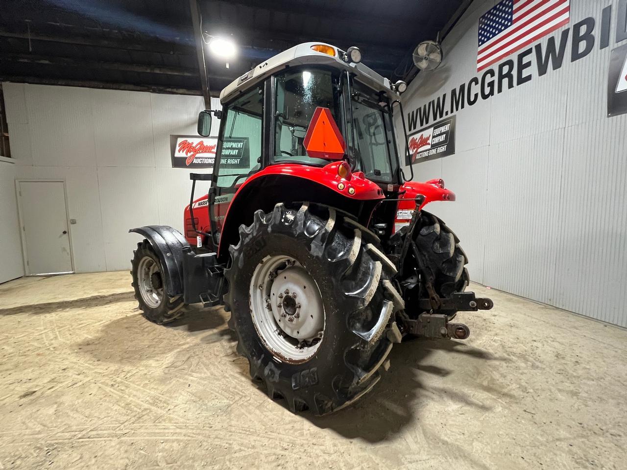 Massey Ferguson 5435 Tractor