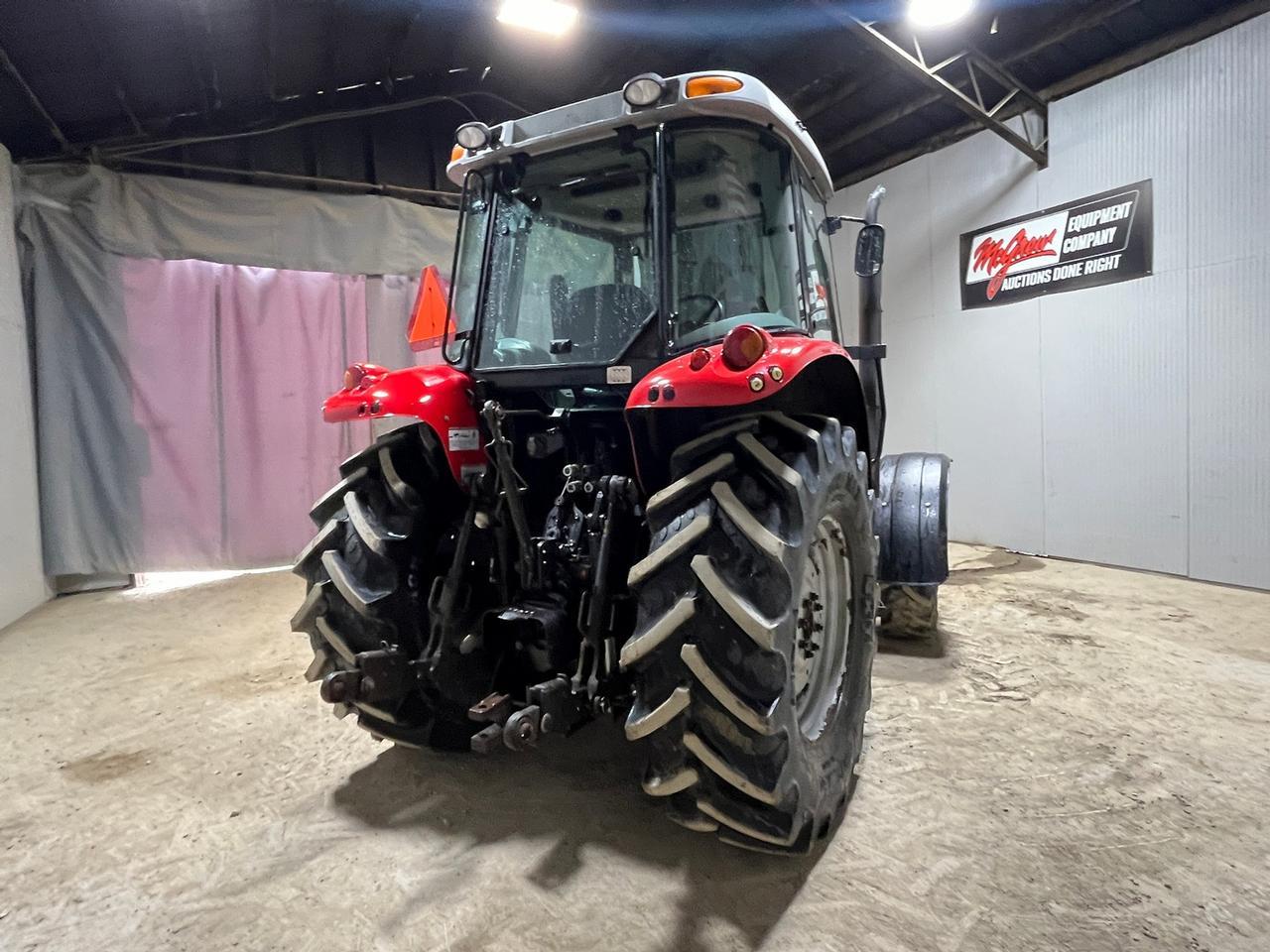 Massey Ferguson 5435 Tractor