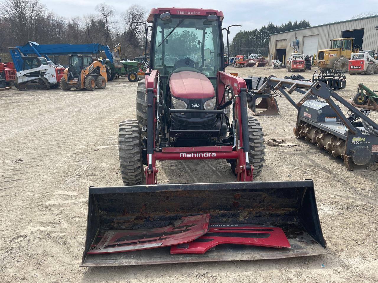 2016 Mahindra 2565 Tractor with Loader