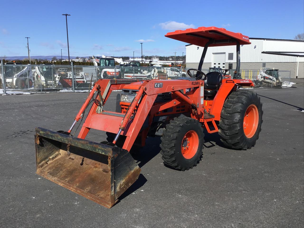 Kioti DK45 Compact Tractor with Loader