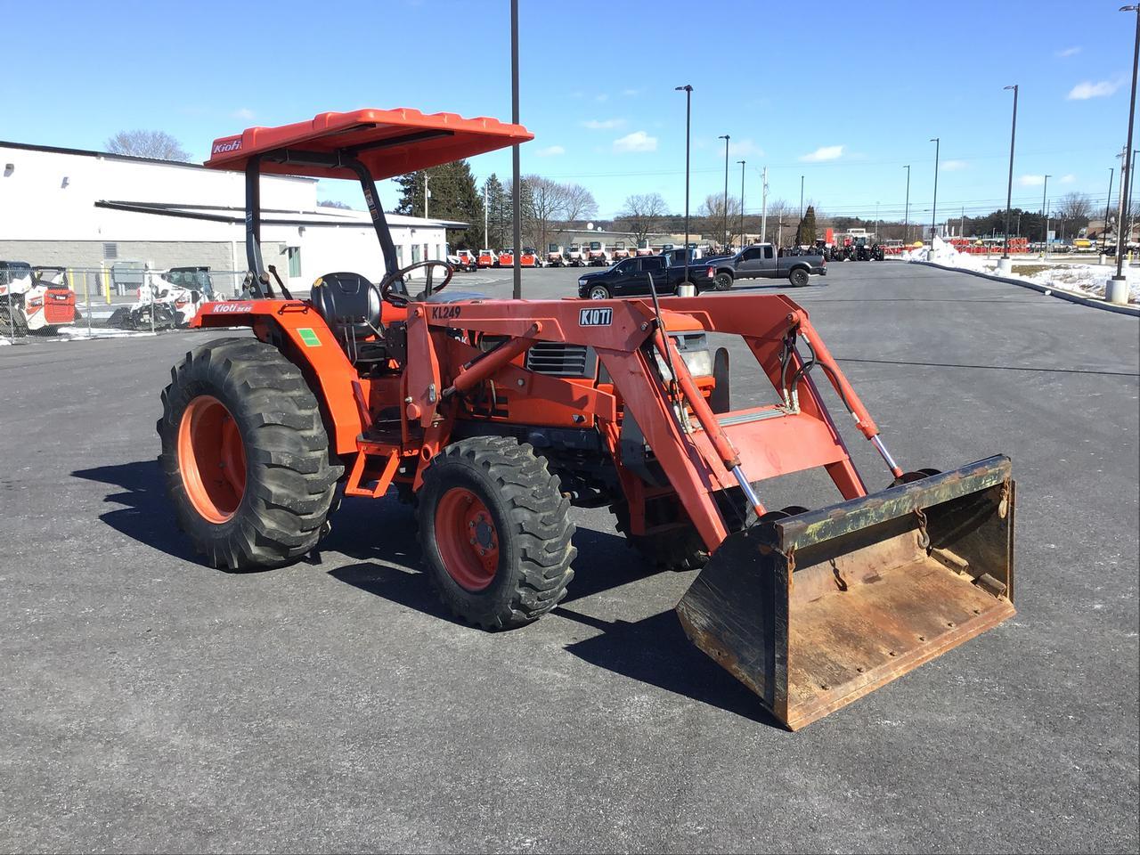 Kioti DK45 Compact Tractor with Loader