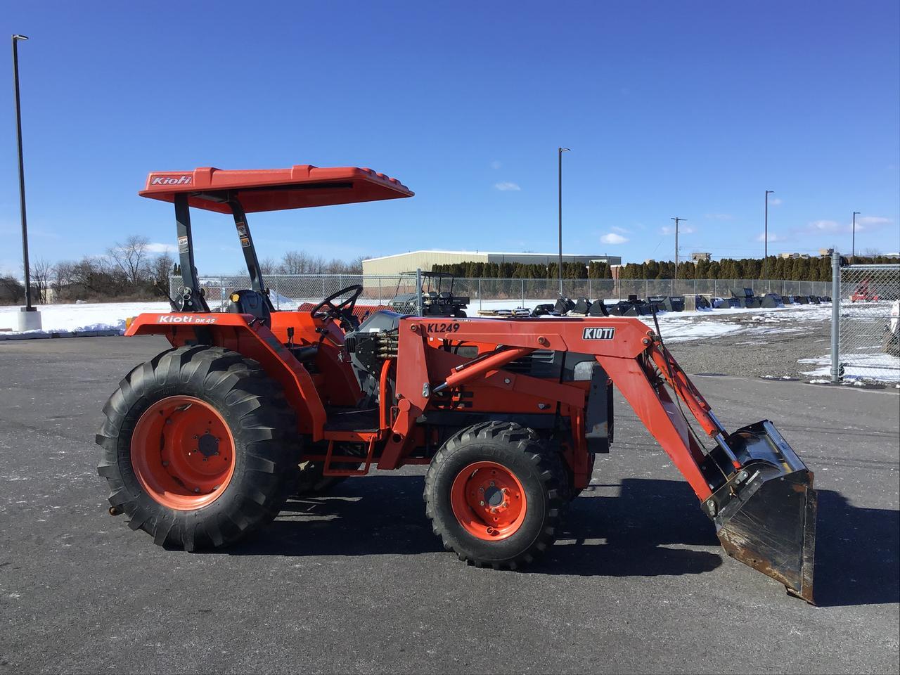 Kioti DK45 Compact Tractor with Loader