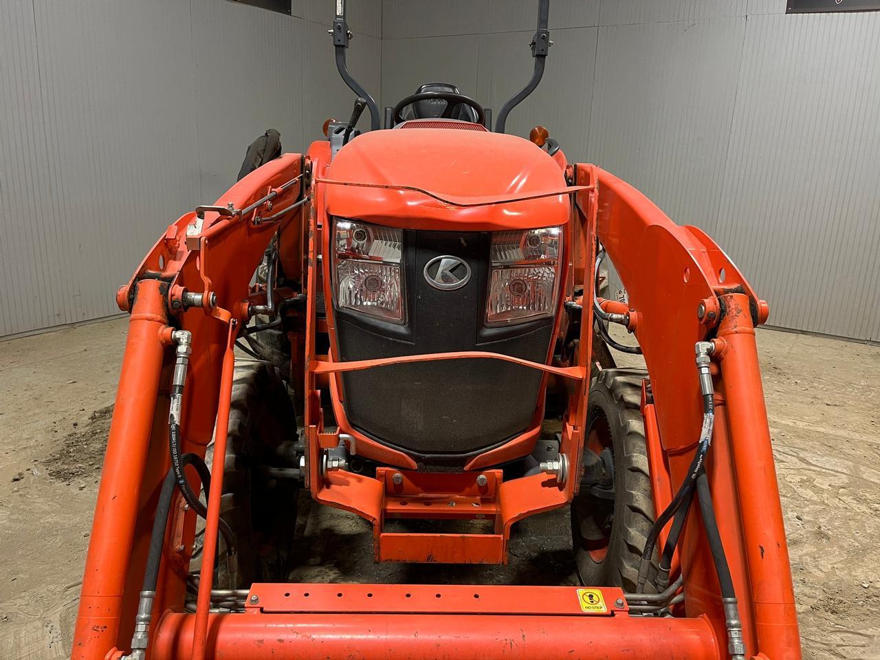 2019 Kubota L3560 Tractor with Loader