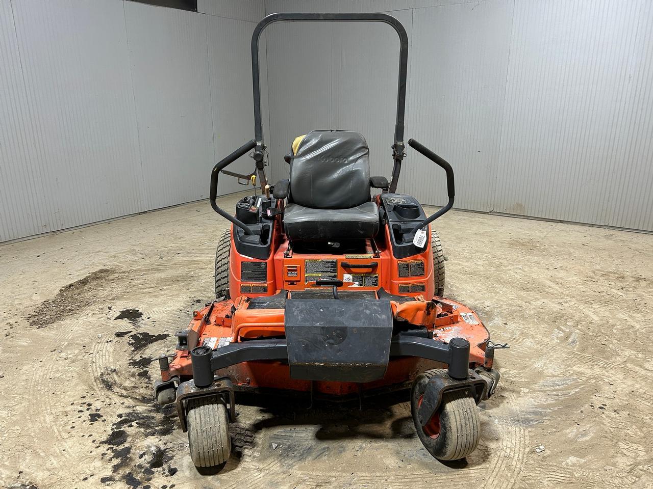 Kubota ZD326 Zero Turn Mower