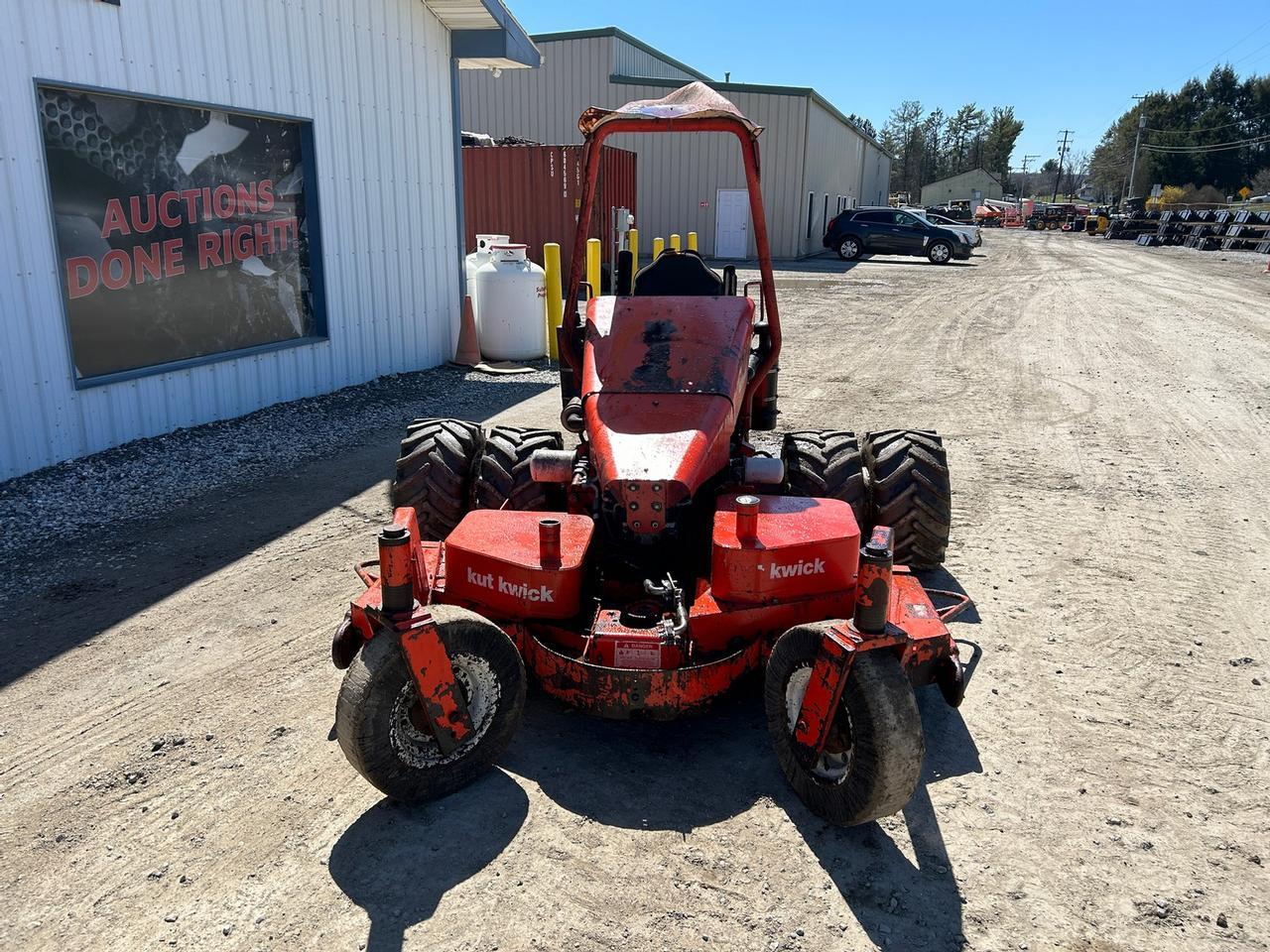 2011 Kut Kwick SSM38-72D Mower