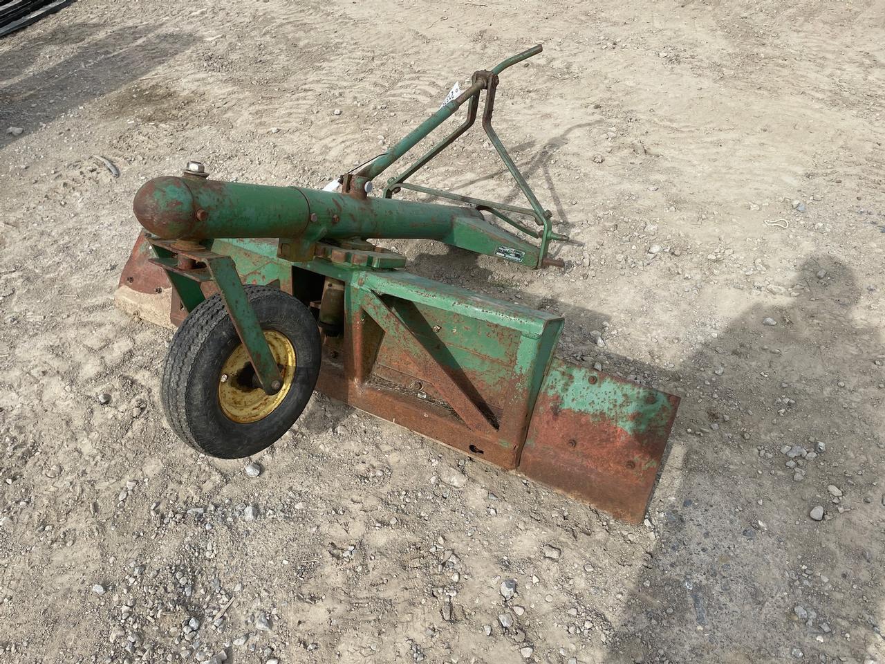 Massey Ferguson 72" Blade