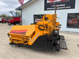 LeeBoy L1000R Paver