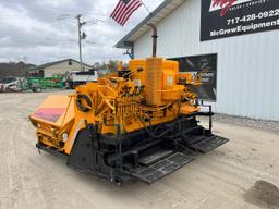 LeeBoy L1000R Paver