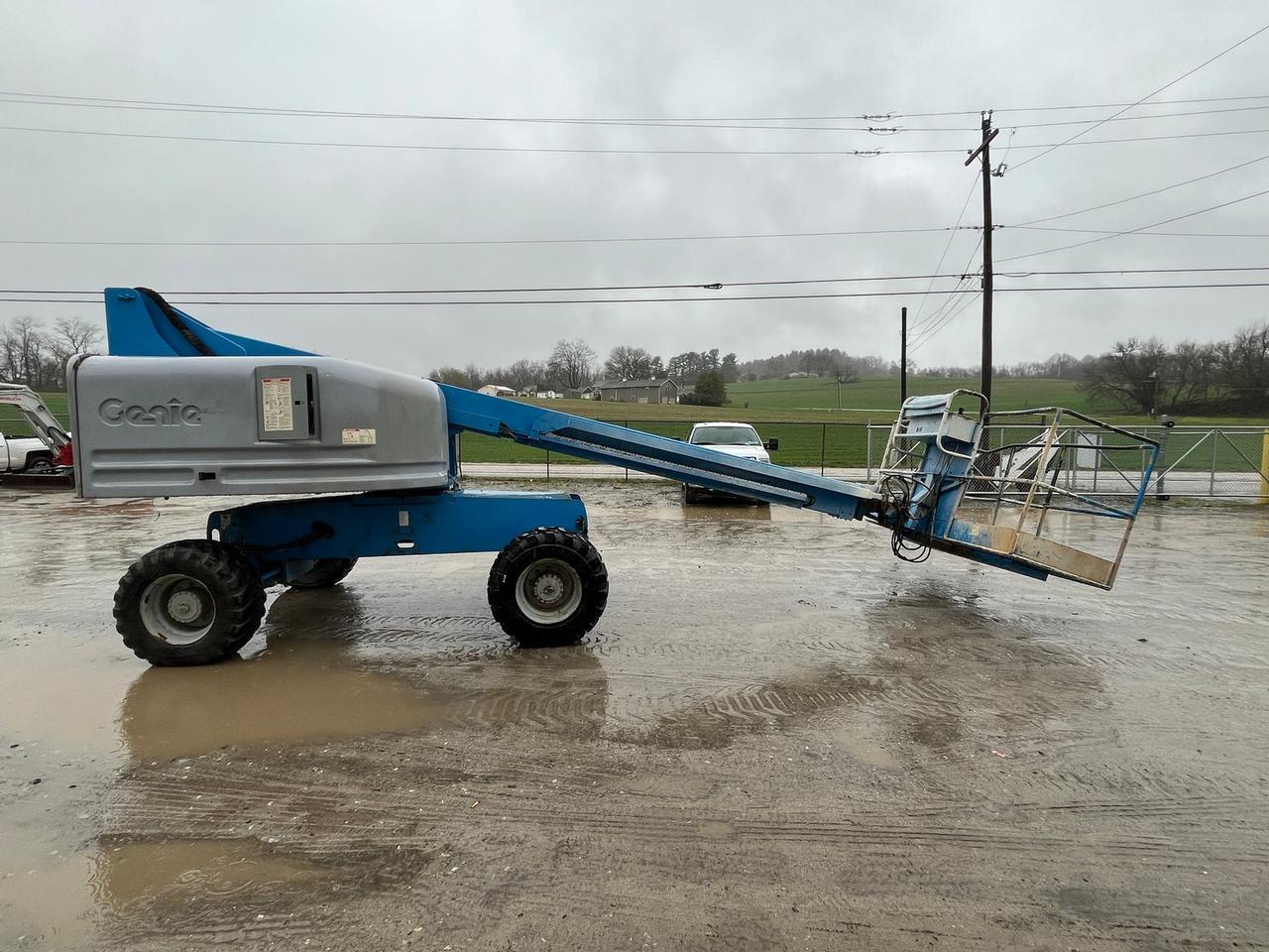 Genie S-40 Telescopic Boom Lift