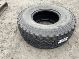 1 BFG Goodrich tire 33x12.50R15