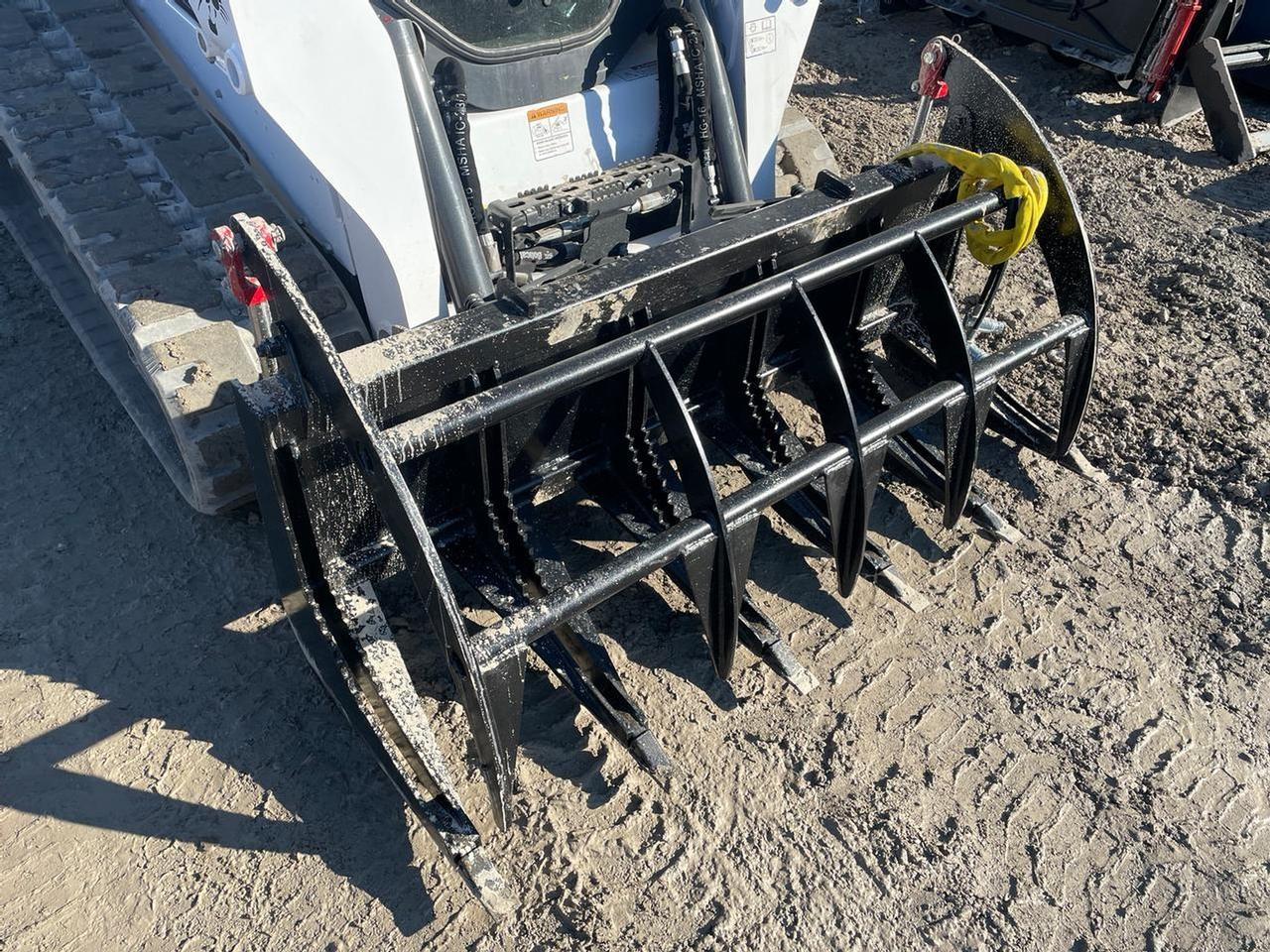 Wildcat 68" Skid Steer Root Rake Grapple