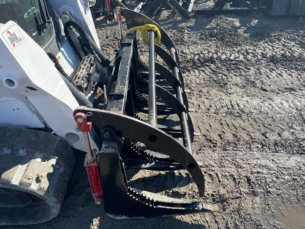 Wildcat 68" Skid Steer Root Rake Grapple