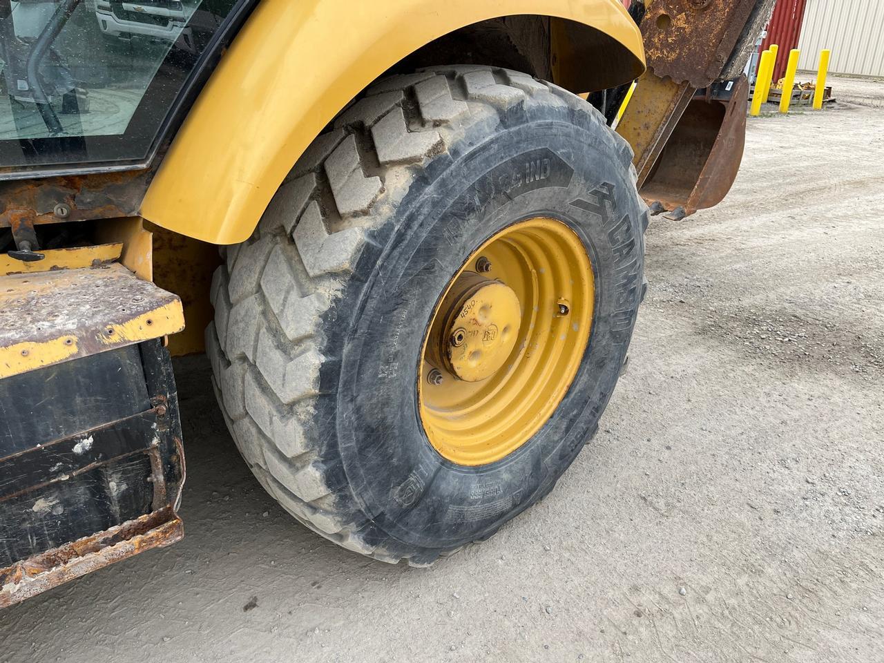 2015 Caterpillar 420F IT Loader Backhoe