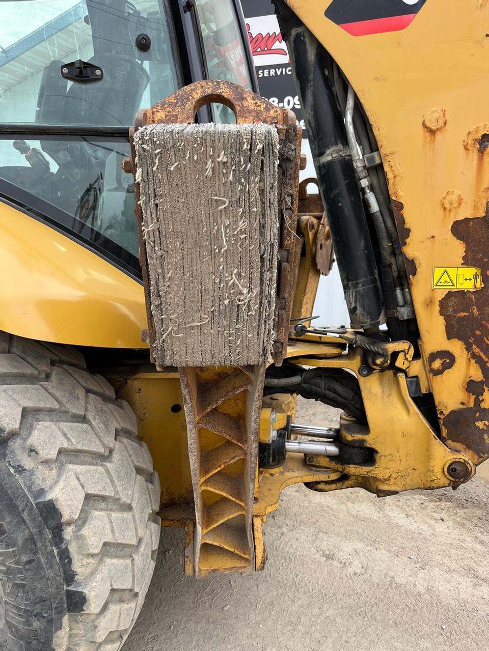 2015 Caterpillar 420F IT Loader Backhoe