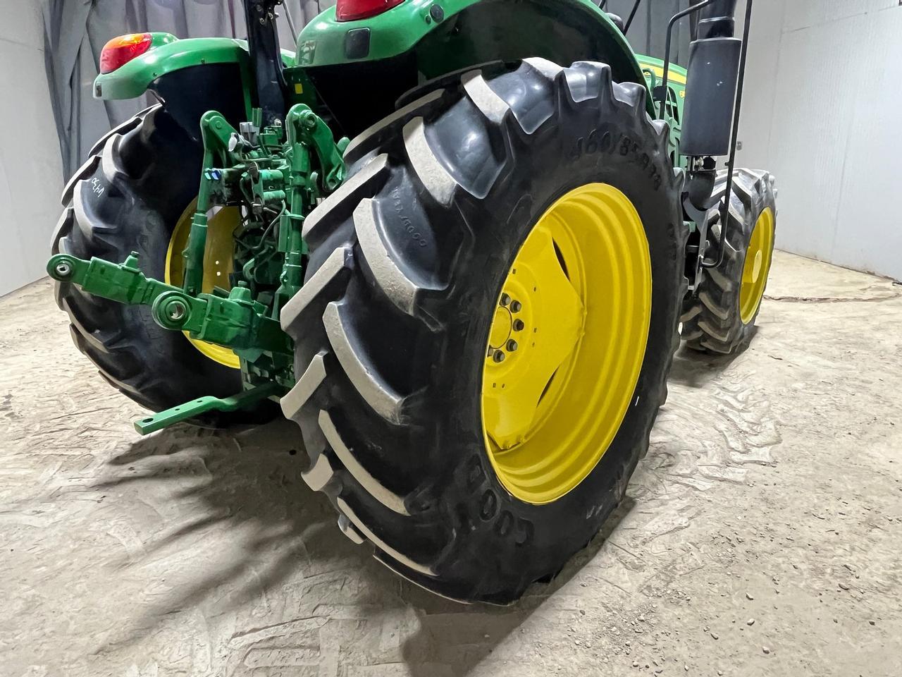 2013 John Deere 6115M Tractor