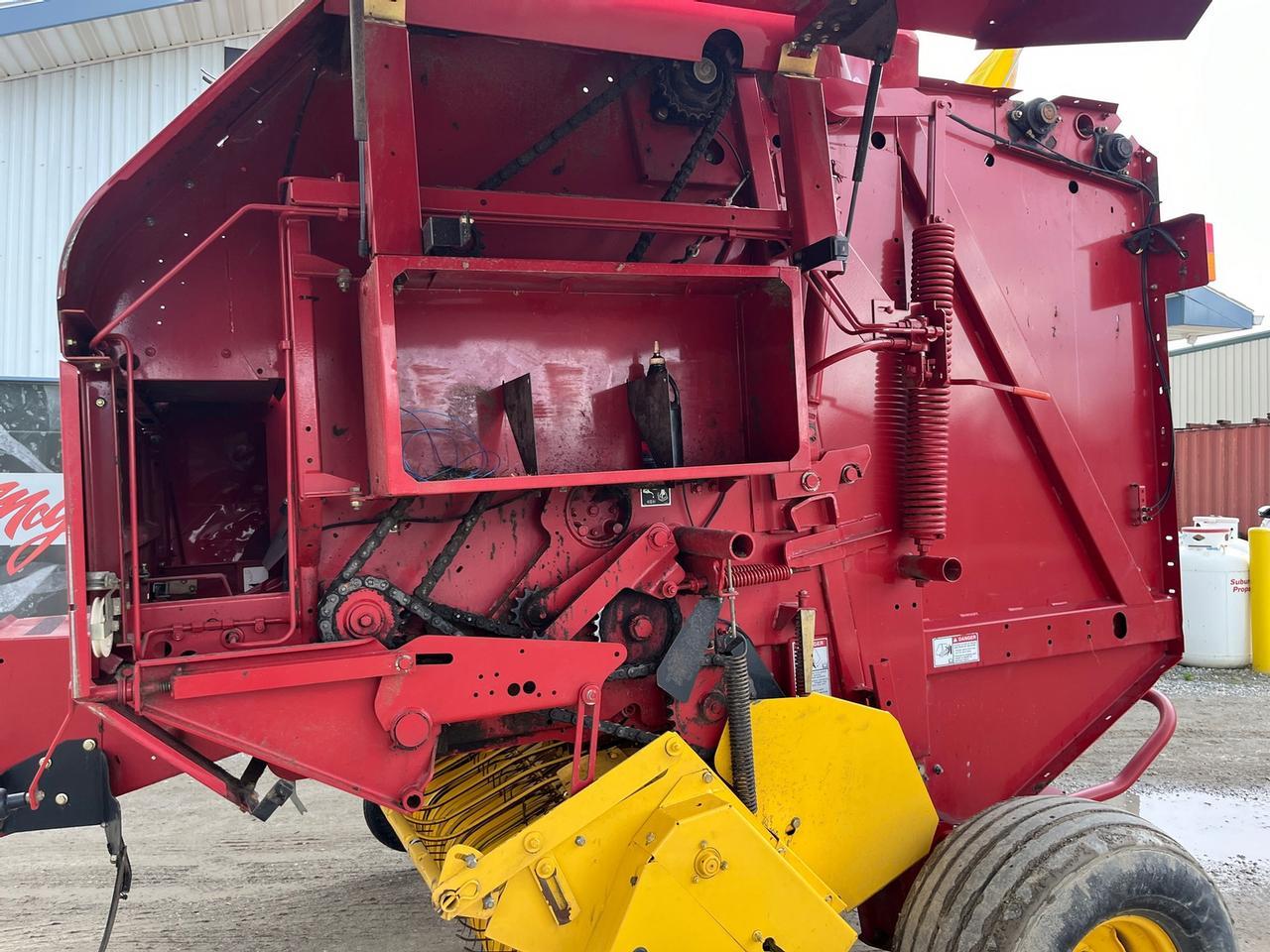 New Holland BR7060 Silage Special Baler