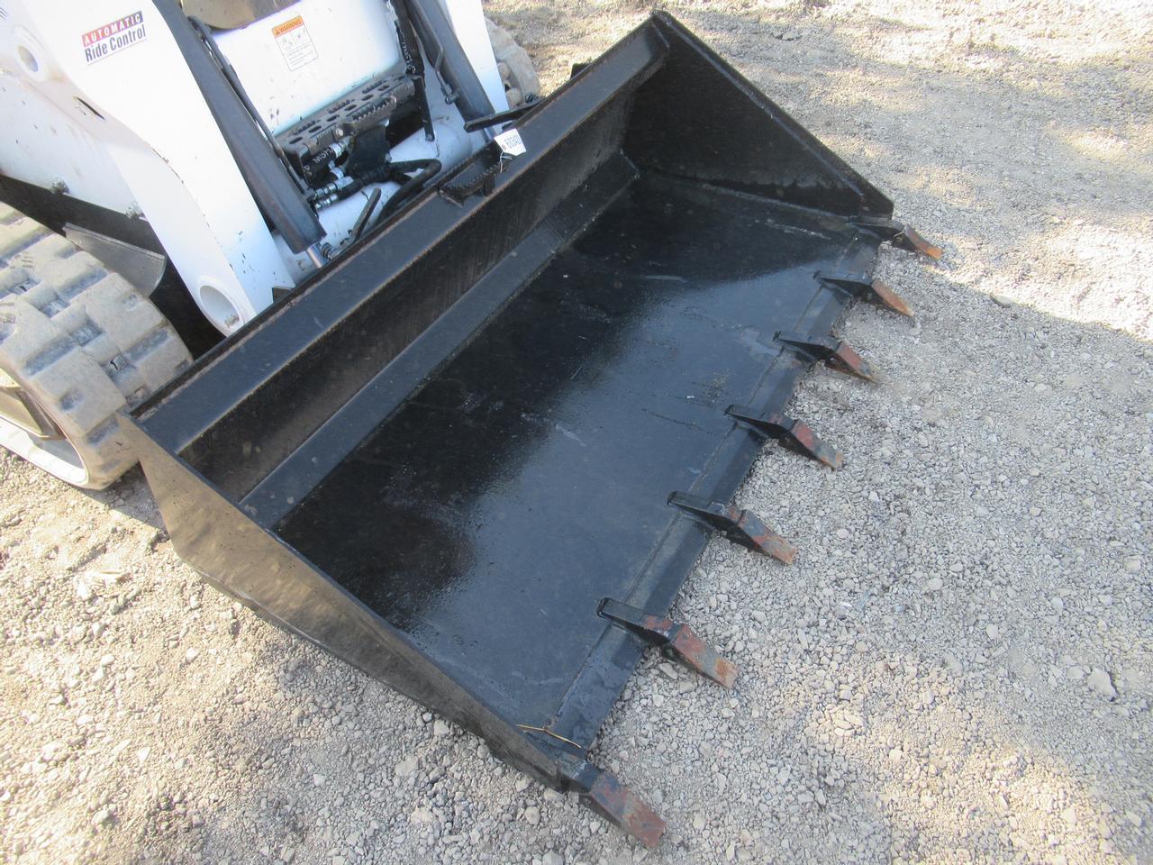 Wildcat 78" Skid Steer Tooth Bucket