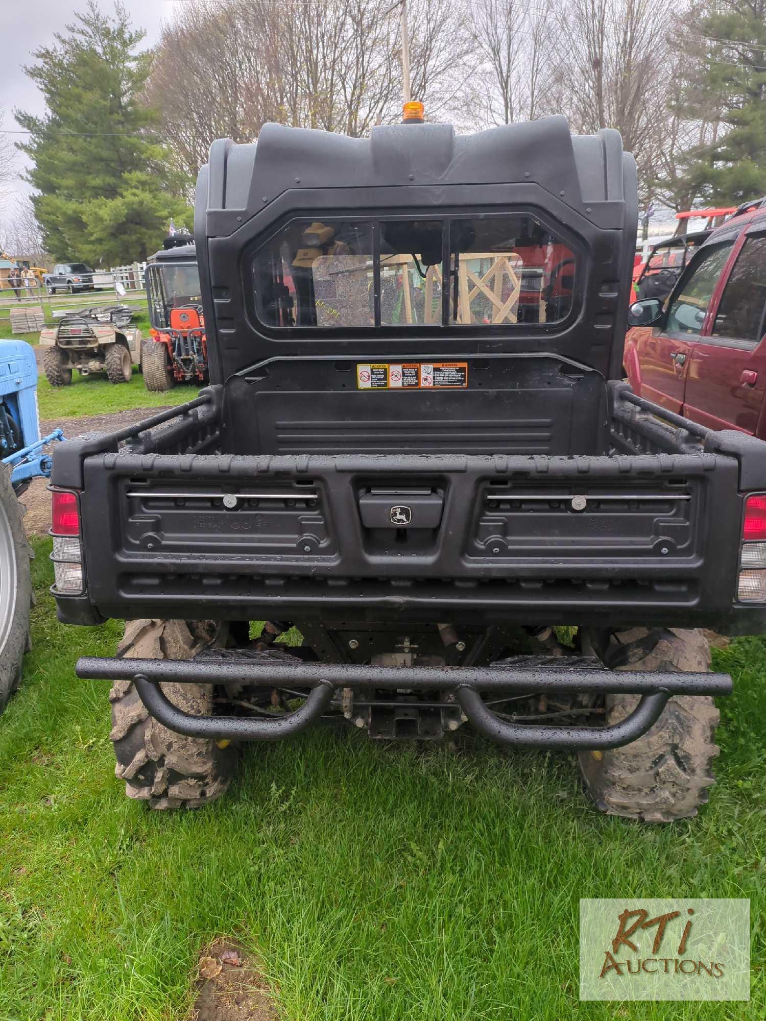 John Deere XUV 855M S4 utility vehicle, 4 passenger, cab, heat, 4WD, diesel, manual dump, 484 hrs. /