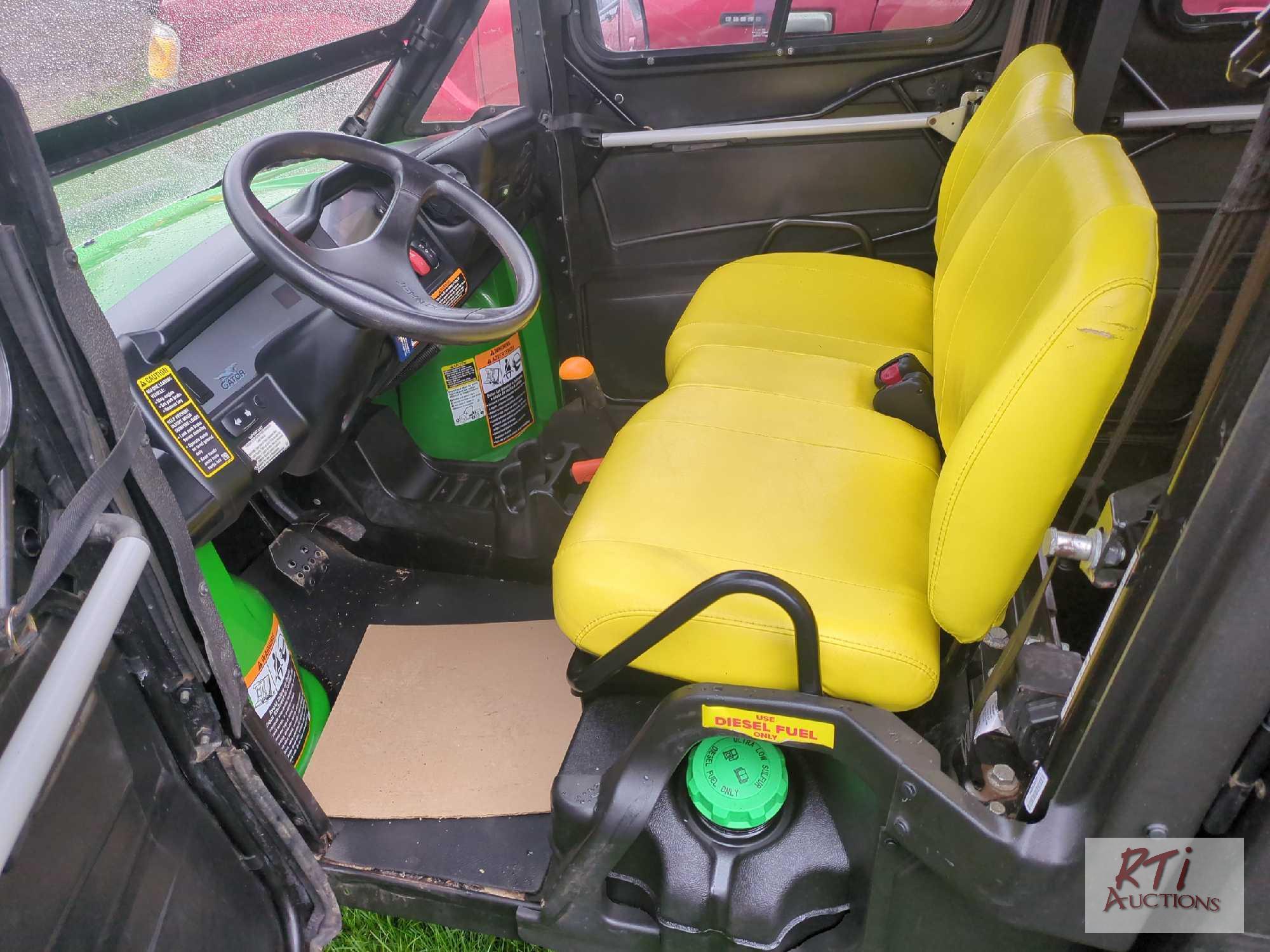 John Deere XUV 855M S4 utility vehicle, 4 passenger, cab, heat, 4WD, diesel, manual dump, 484 hrs. /