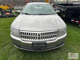 2008 Lincoln MKZ 4 door sedan, AWD, leather, PW, PL, A/C, heated and cooled seats, 198,059 miles.,