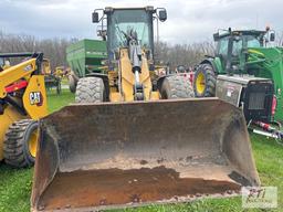 Caterpillar 930G rubber tired loader, cab, 20.5R 25 tires, GP bucket, hydraulic coupler, S/N