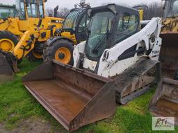 Bobcat T650 track skid steer loader, cab, GP bucket, power wedges, 2 speed, hand and foot controls,