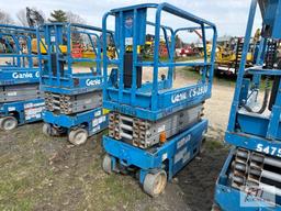 Genie 1930 electric scissor lift